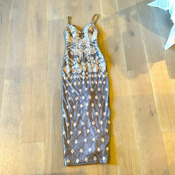 Beautiful Silver Beaded Column Gown!